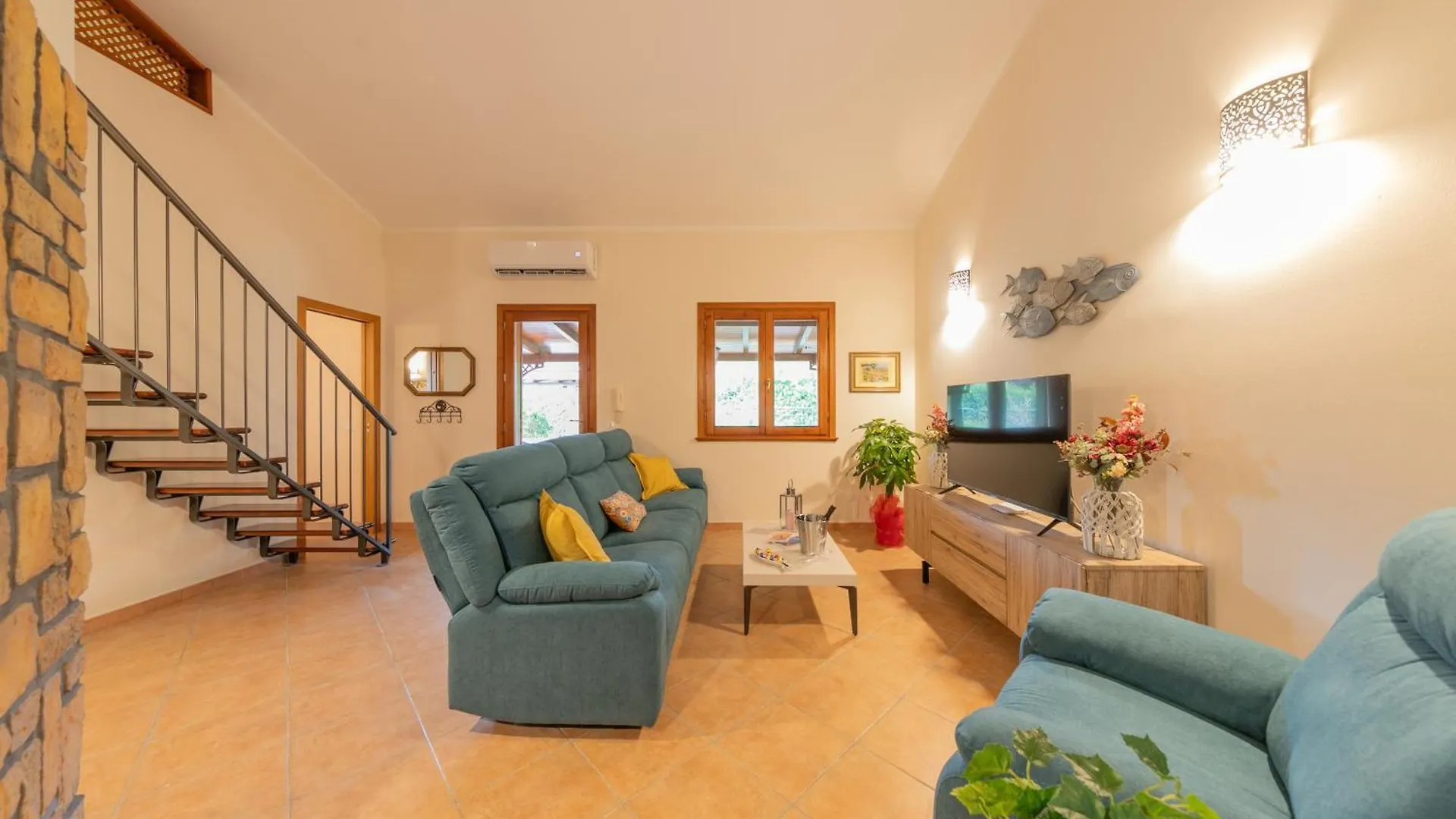 Villa Seaside Кампофеличе-ди-Роччелла 0*,  Италия