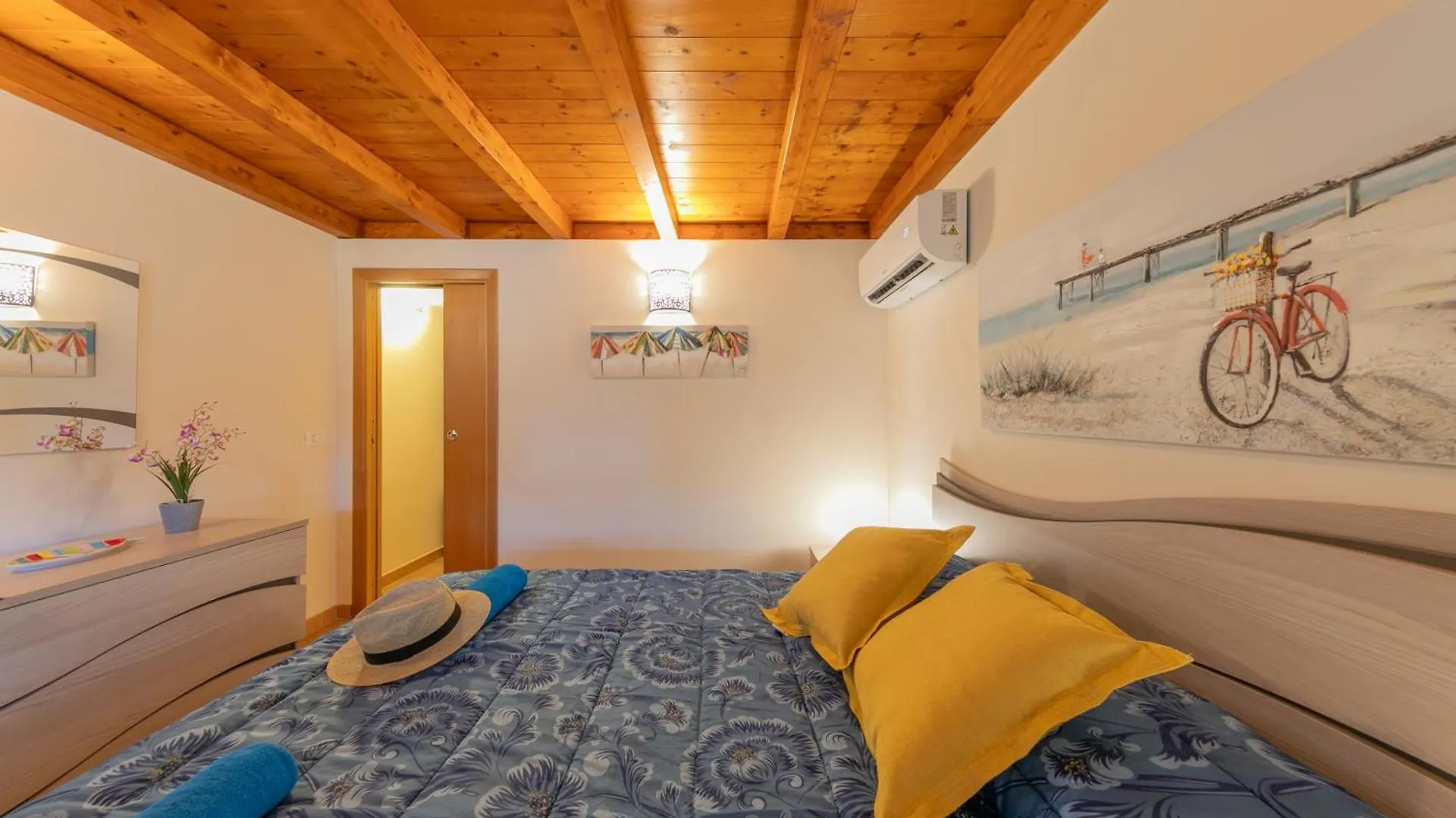 Villa Seaside Кампофеличе-ди-Роччелла