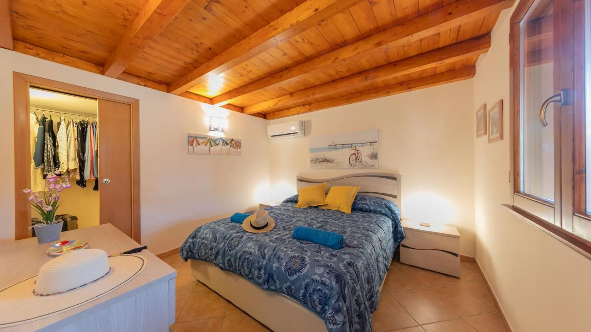 Villa Seaside Кампофеличе-ди-Роччелла